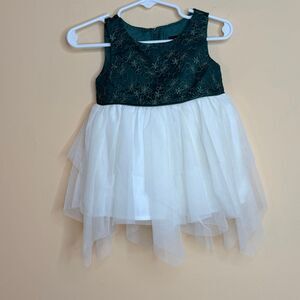 Biscotti Collection Dress white Green Christmas holiday baby Girls 6-9 months